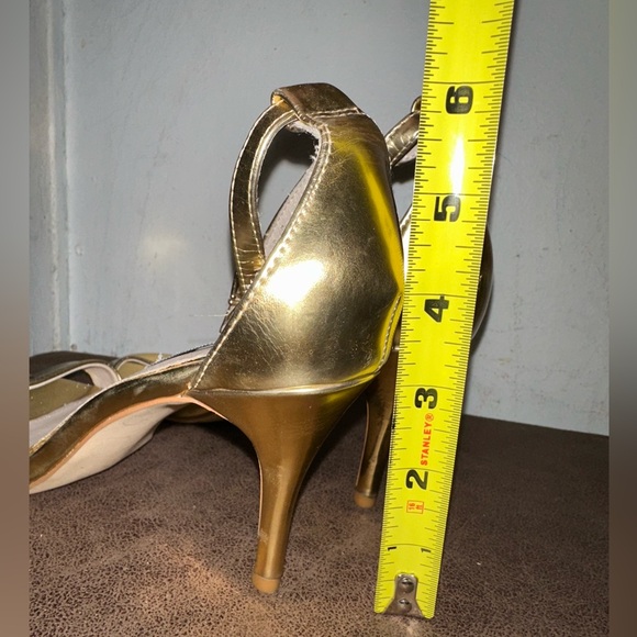 Gold Steve Madden Sillly Stiletto ankle strap heels size 8M - Picture 7 of 7